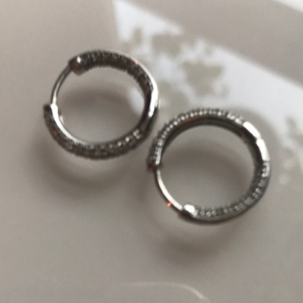 14k Huggies hoop earrings
